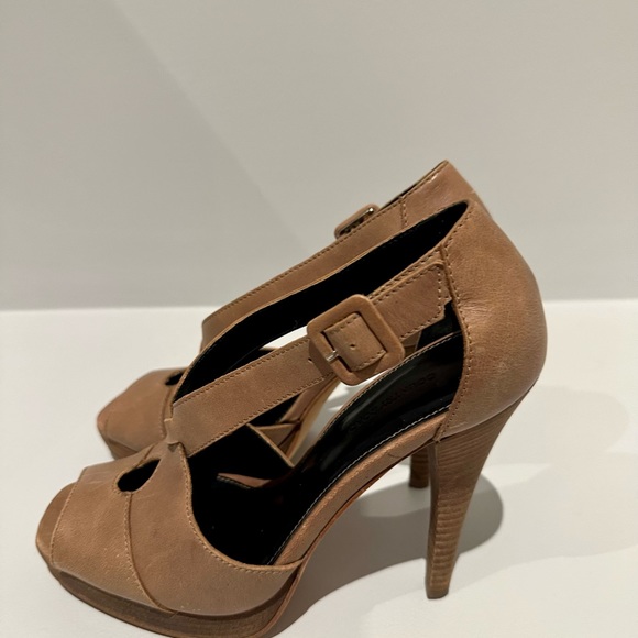 Country Road Tan Stiletto Heels - Size 38 - Picture 2 of 6